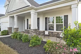 4689 Kingswood Dr, Fort Mill, SC 29707 - Photo 3