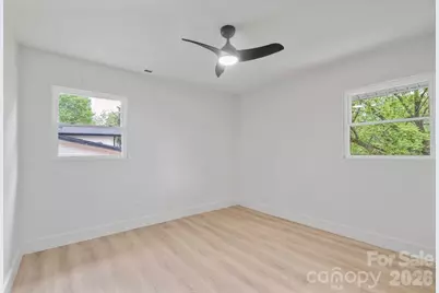 3320 Winterfield Place, Charlotte, NC 28205 - Photo 21