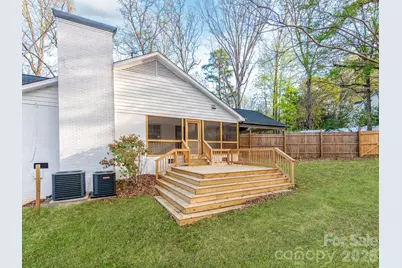 1632 Burtonwood Circle, Charlotte, NC 28212 - Photo 43
