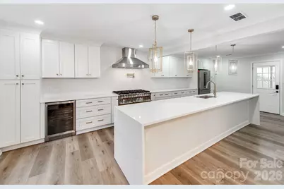 1632 Burtonwood Circle, Charlotte, NC 28212 - Photo 5