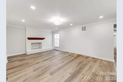 1632 Burtonwood Circle, Charlotte, NC 28212 - Photo 13