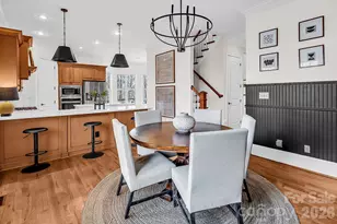 394 Stonecliff Ln, Lake Wylie, SC 29710 - Photo 11