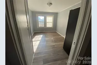 1521 W Davidson Avenue, Gastonia, NC 28052 - Photo 13