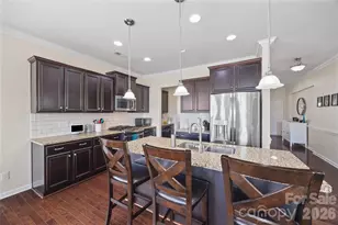 327 Hawks Creek Pkwy, Fort Mill, SC 29708 - Photo 11