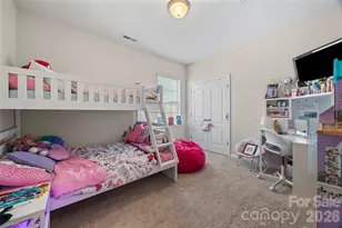 327 Hawks Creek Pkwy, Fort Mill, SC 29708 - Photo 33