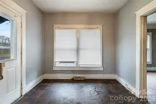 1134 Wilson W Lee Blvd, Statesville, NC 28677 - Photo 13