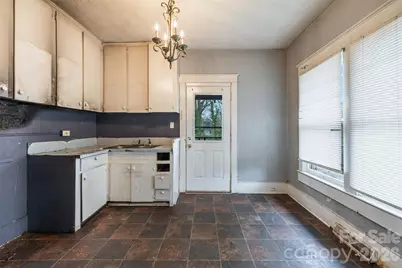 1134 Wilson W Lee Boulevard, Statesville, NC 28677 - Photo 11