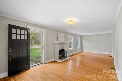 421 Gaston Avenue, Belmont, NC 28012 - Photo 3
