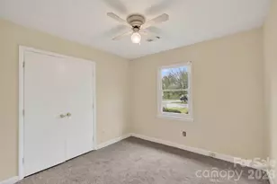 1713 Ranchwood Dr, Charlotte, NC 28217 - Photo 5