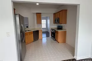 141 Rock Ridge Ln, Mount Holly, NC 28120 - Photo 7