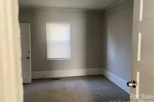 303 Rogers Lake Rd, Kannapolis, NC 28081 - Photo 13