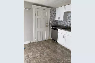 303 Rogers Lake Road, Kannapolis, NC 28081 - Photo 17