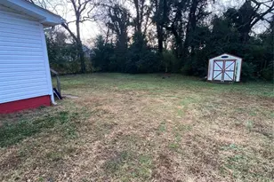 303 Rogers Lake Rd, Kannapolis, NC 28081 - Photo 5