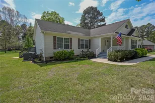 105 Woodland Ln, Monroe, NC 28112 - Photo 3
