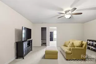 11824 Springpoint Ln, Charlotte, NC 28278 - Photo 17