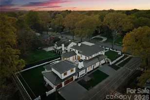 2208 Overhill Rd, Charlotte, NC 28211 - Photo 41