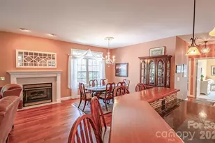 102 Fish Hawk Dr, Hendersonville, NC 28739 - Photo 9