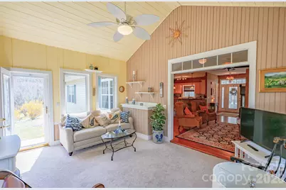 102 Fish Hawk Drive, Hendersonville, NC 28739 - Photo 17