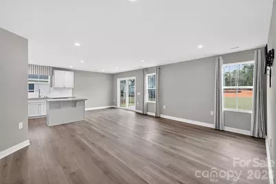 609 Nesbe Street, Lancaster, SC 29720 - Photo 5