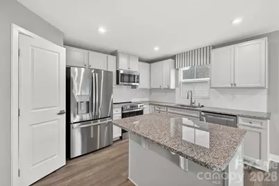 609 Nesbe Street, Lancaster, SC 29720 - Photo 9