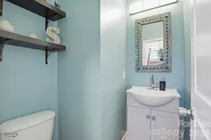 2814 Avalon Loop Rd, Charlotte, NC 28269 - Photo 11