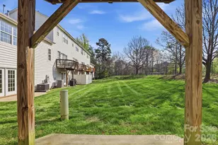 2814 Avalon Loop Rd, Charlotte, NC 28269 - Photo 25