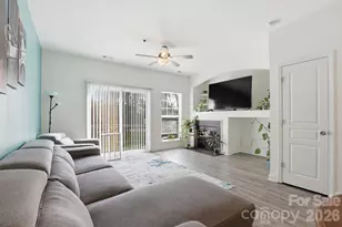 2814 Avalon Loop Rd, Charlotte, NC 28269 - Photo 9