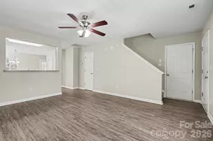 911 Valley Ridge Rd, Charlotte, NC 28214 - Photo 7