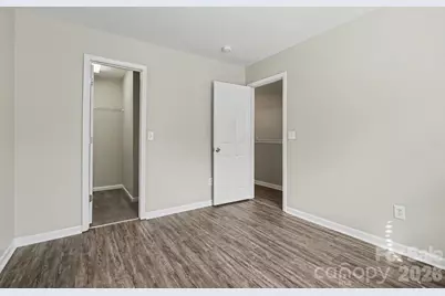 911 Valley Ridge Road, Charlotte, NC 28214 - Photo 17