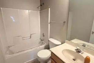 634 Longacre Dr, Charlotte, NC 28214 - Photo 15