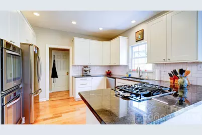 10207 Rougemont Lane, Charlotte, NC 28277 - Photo 11