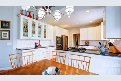 10207 Rougemont Lane, Charlotte, NC 28277 - Photo 9