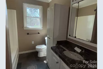 2618 32nd Avenue NE, Hickory, NC 28601 - Photo 7
