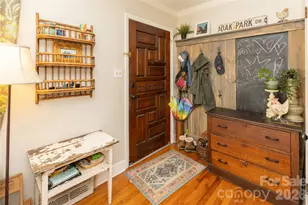 6701 Rugby Ln, Charlotte, NC 28226 - Photo 3