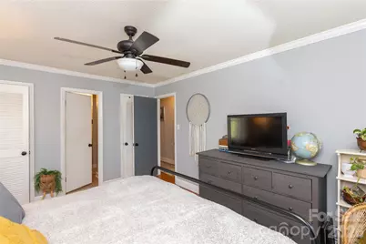 6701 Rugby Lane, Charlotte, NC 28226 - Photo 19