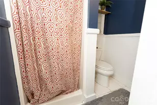 6701 Rugby Ln, Charlotte, NC 28226 - Photo 23