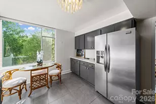 1300 Queens Rd, Charlotte, NC 28207 - Photo 11