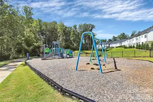 9521 Munsing Dr, Charlotte, NC 28269 - Photo 33