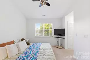 6475 St Bernard Way, Charlotte, NC 28269 - Photo 13