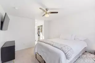 6475 St Bernard Way, Charlotte, NC 28269 - Photo 17