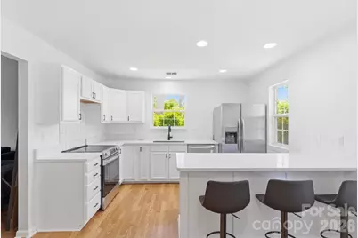 6475 Saint Bernard Way, Charlotte, NC 28269 - Photo 7