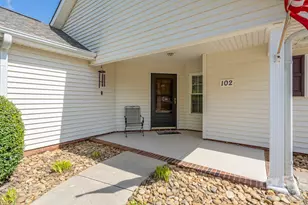 102 Keswick Ln, Mooresville, NC 28117 - Photo 5