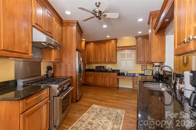 446 Windridge Drive, Sugar Grove, NC 28679 - Photo 9