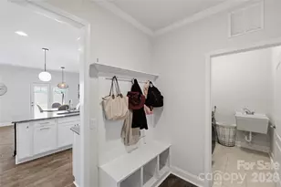 10511 Honeyfur Ct, Charlotte, NC 28278 - Photo 19