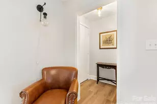 229 N Dotger Ave, Charlotte, NC 28207 - Photo 3