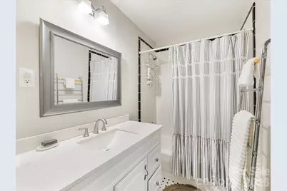 229 N Dotger Avenue #E16, Charlotte, NC 28207 - Photo 21