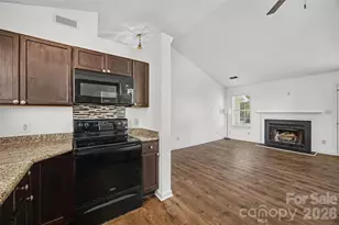 1548 Brentfield Dr, Rock Hill, SC 29732 - Photo 9