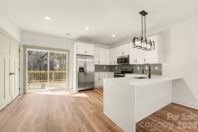 425 W Ballard Street, Cherryville, NC 28021 - Photo 7