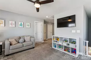 9311 Grand Valley Dr, Charlotte, NC 28213 - Photo 17