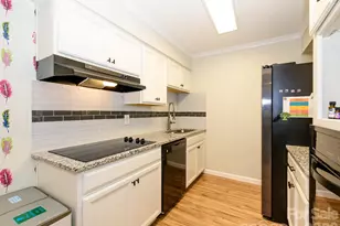 4743 Hedgemore Dr, Charlotte, NC 28209 - Photo 9